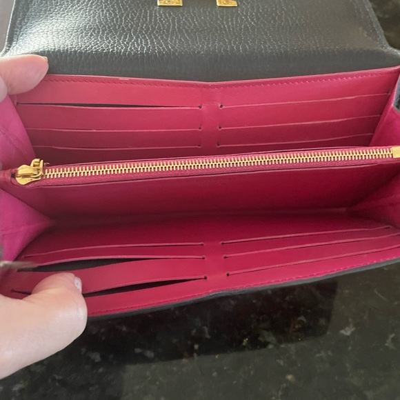 Louie Vuitton LV large dark blue wallet. 100% Authentic - Picture 7 of 9